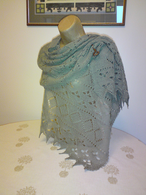 Fine Romance Lace Stole