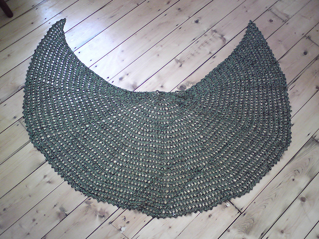 Moss On The Roof Shawlette