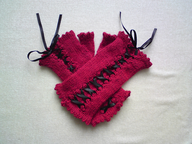 'Miss Faith' Fingerless Mittens