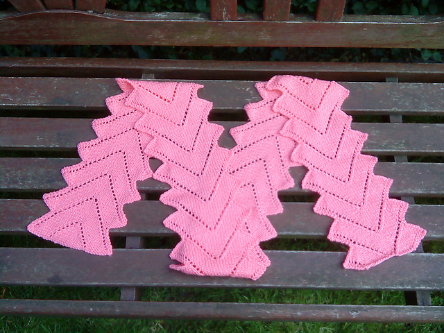 V for Violet - 'Veese Scarf'