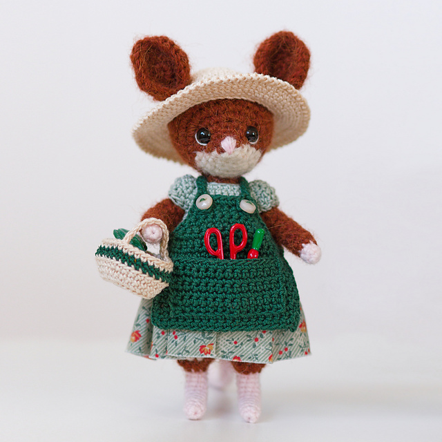Tiffany Gardener Mouse