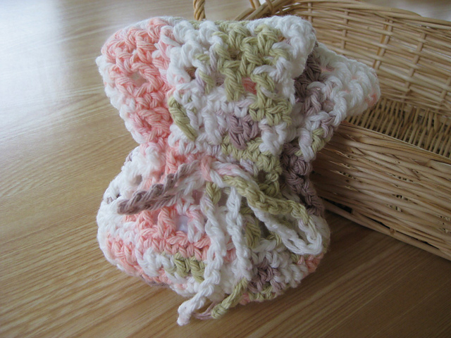 Round X Stitch Pouch
