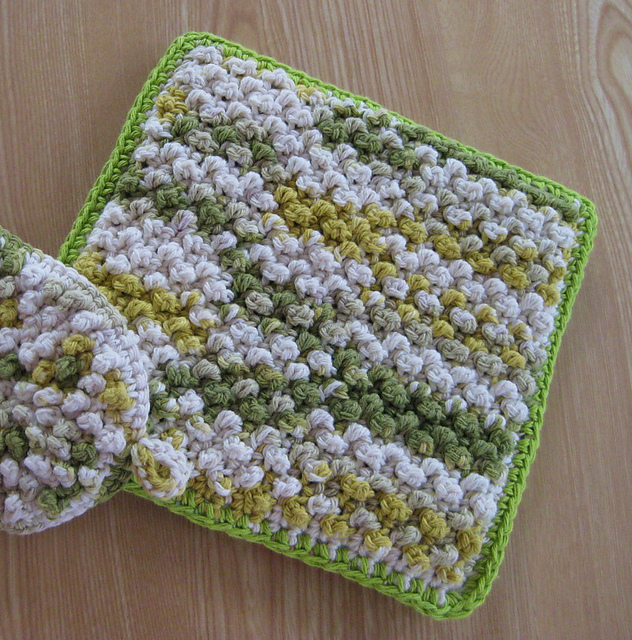 Tiny Bubbles Dish Cloth