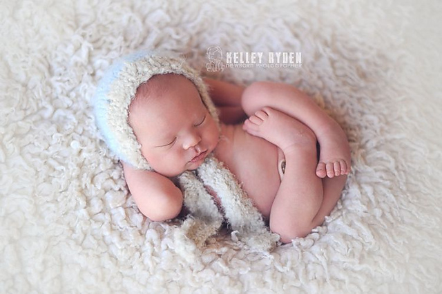 Newborn Bonnet Photography Prop