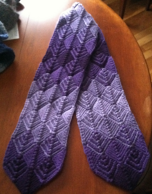 Domino Diamonds Scarf (Left Handed Instructions)