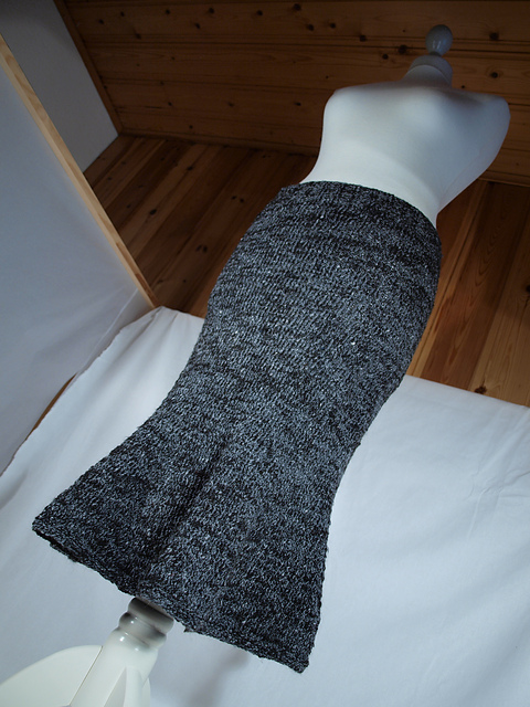 13 Mottled Skirt with Flounce