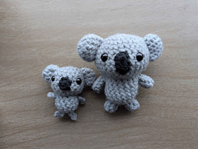 Koala with baby