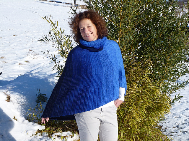 BlueDiamond Poncho & Loop