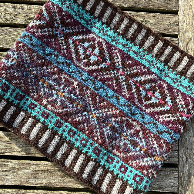 Guapo Cowl