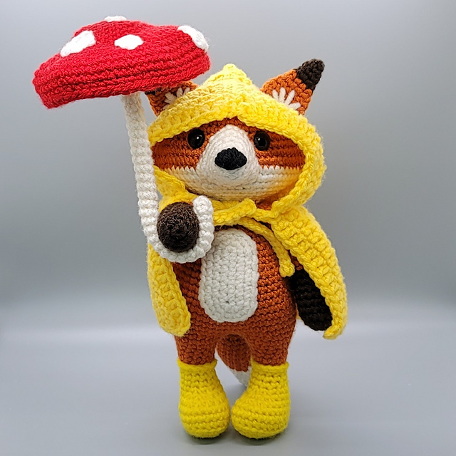 Ravelry: Forest the Fox pattern by BissyCrowechet
