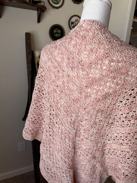 Blush & Bramble Shawl