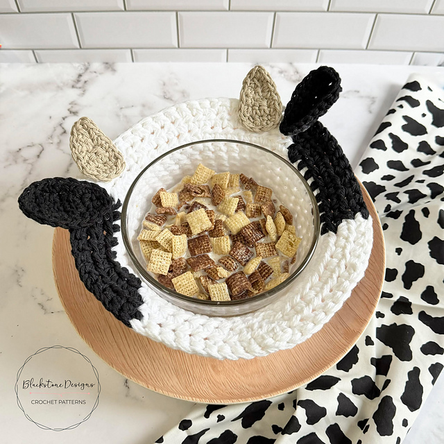 Cow Soup Bowl Cozy