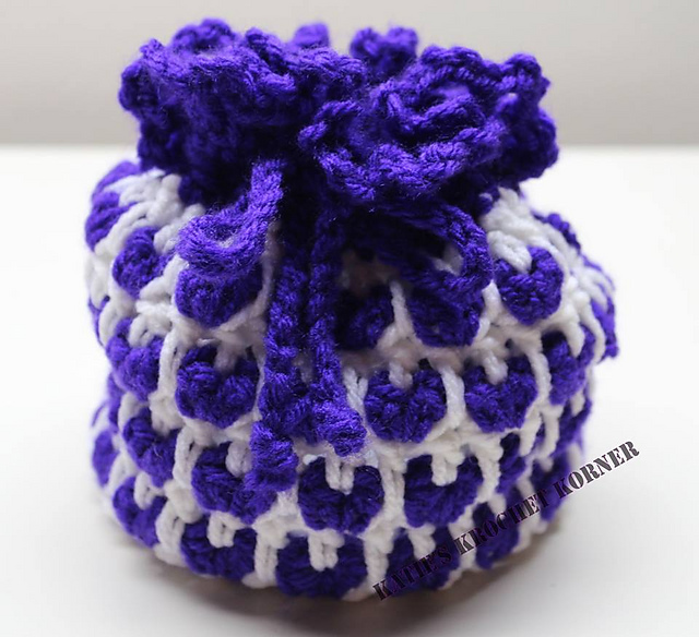 Heart Print Drawstring Pouch