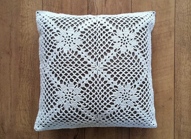 La nostalgie cushion cover