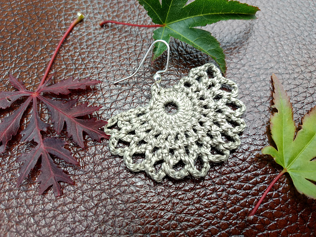 Alma Fan Earrings