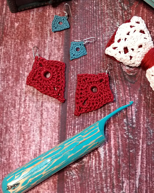 Laura Diamante Earrings
