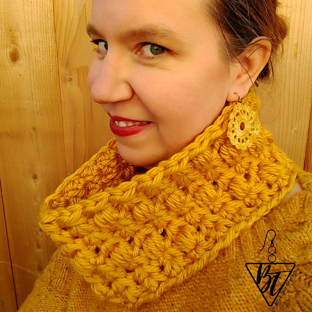 Trinity Puff Cowl
