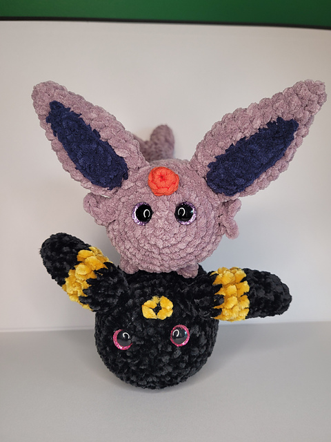 Loaf Espeon and Umbreon Pokemon