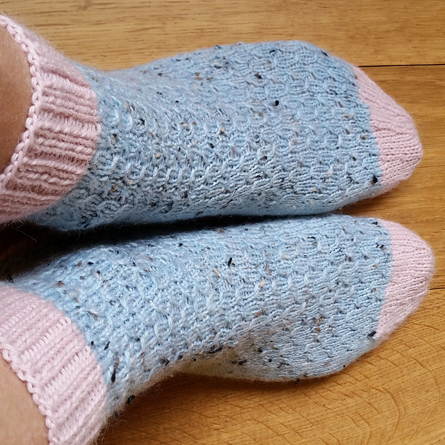Trellis Socks