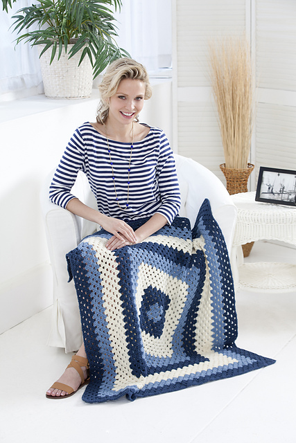 Granny Blues Lapghan LW1343 & LW3073