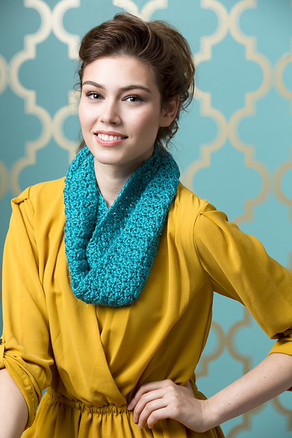 Puff Stitch Cowl