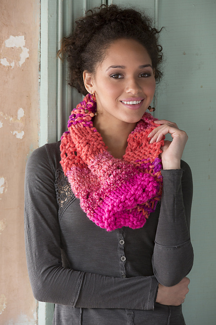 Multi-Textured Cowl