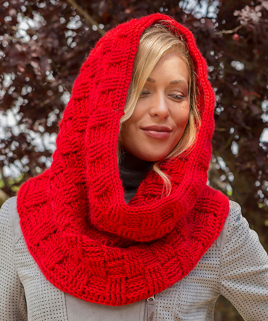 Checkered Crochet Cowl