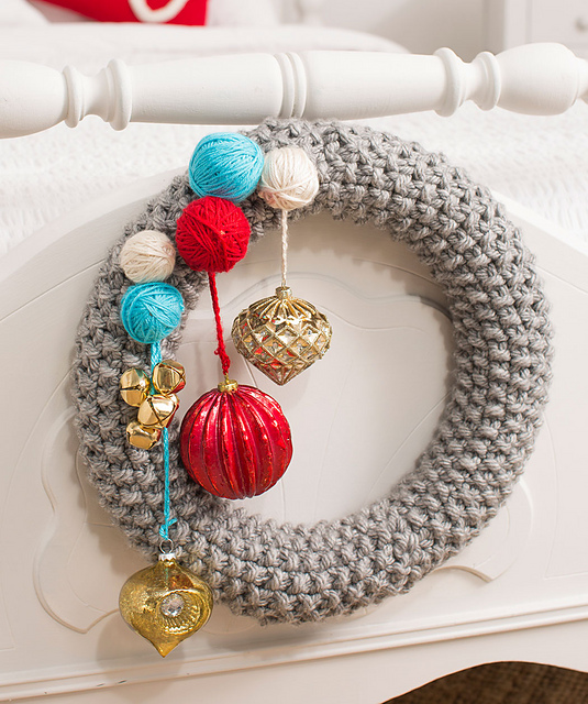 Be Merry Knit Wreath