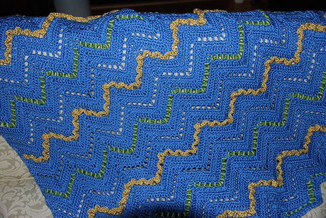 Reversible Ruffles Afghan