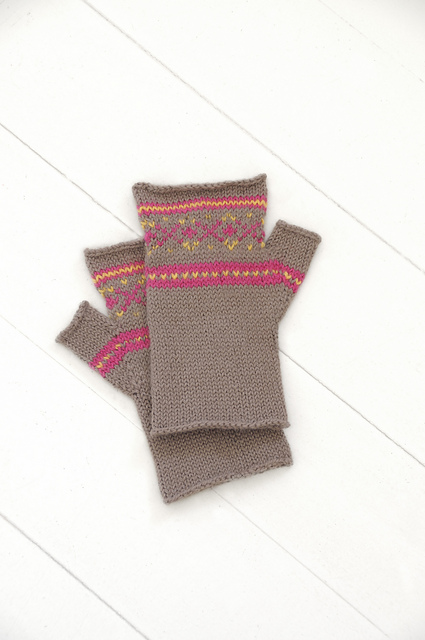 Sporty Mitts