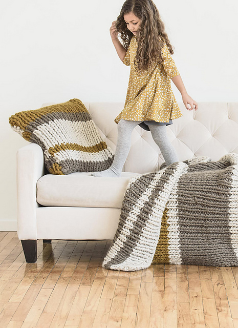 Bayport Pillow & Throw