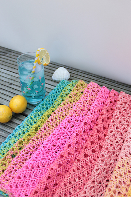 Six Weeks of Summer Shawl CAL