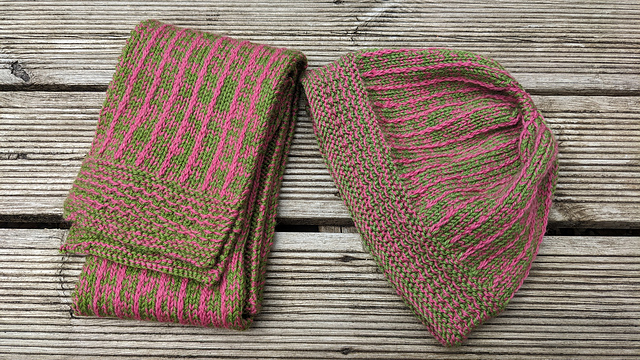 Exmoor Heathers Hat and Scarf