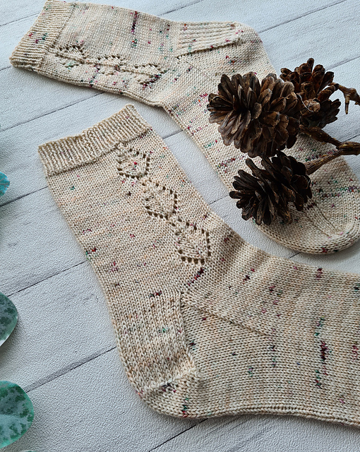 Fir Cone Socks