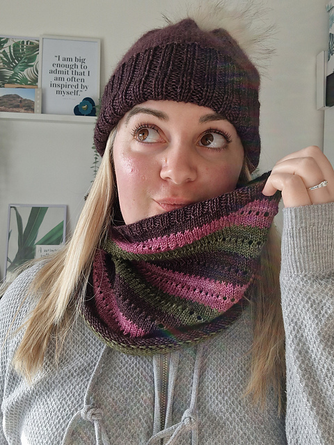 Autumn Vibes Cowl