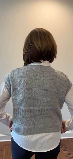 Ravelry: Bobbiknitsit's Storm Sweater/Storm Slipover
