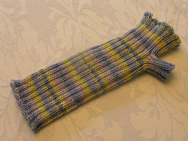 Ribbed Fingerless Gloves