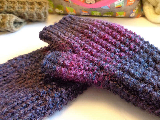 Rice Stitch Handwarmers