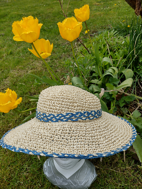 Crochet Smart Crepe Paper "Straw"