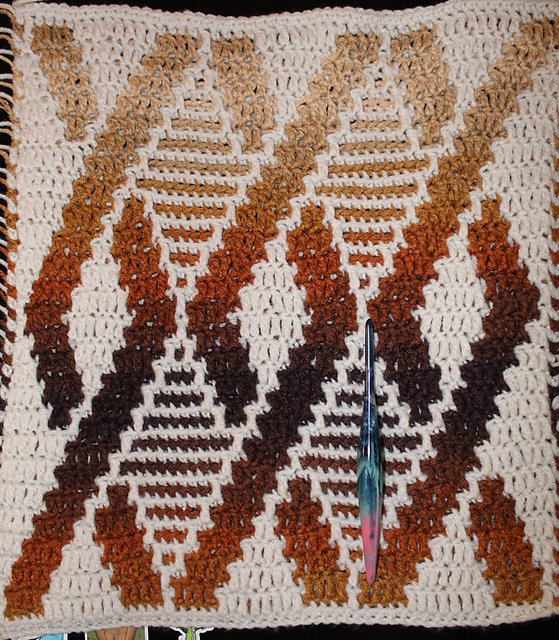 Twisted Hourglass