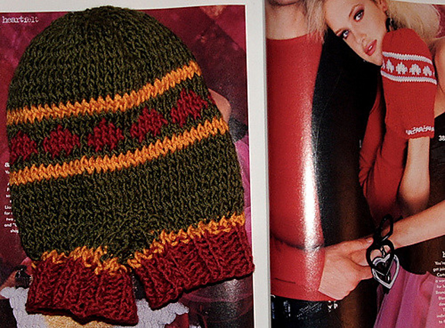 #38 Lovers' Mitten