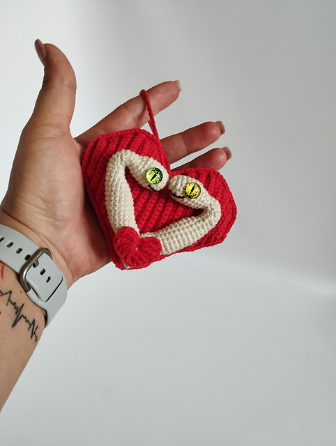 Snake heart