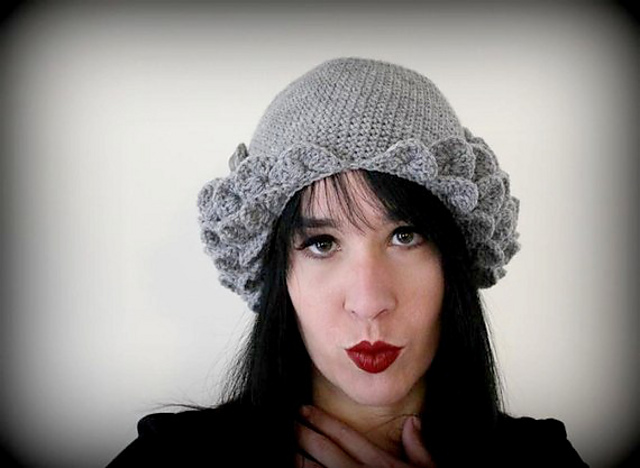 Crocodile Stitch Flapper Hat