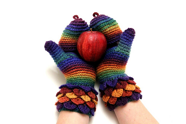 Crocodile Stitch Mittens CAL