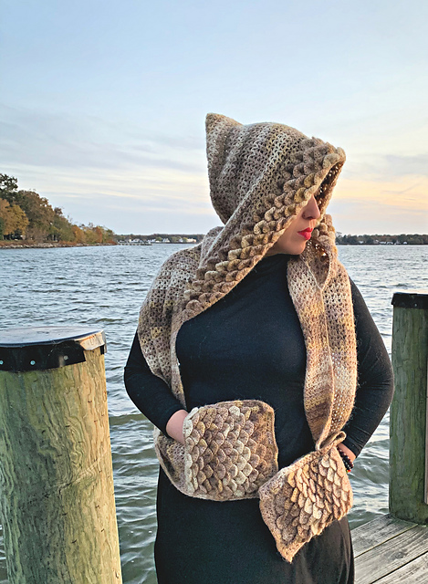 Crocodile Stitch Hooded Scarf