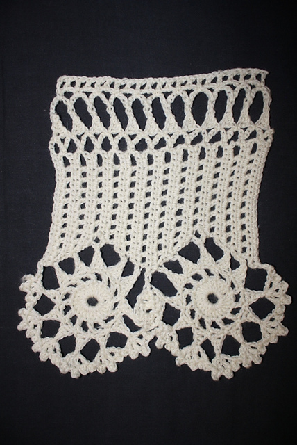 Cathcart Lace with Rosette
