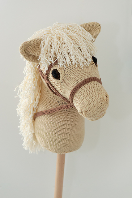 Ravelry: Hobby Horse Polly pattern by Angela Schickler