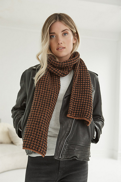 Cedar Falls Scarf