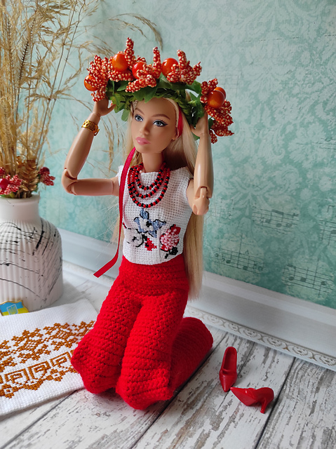 Barbie pants