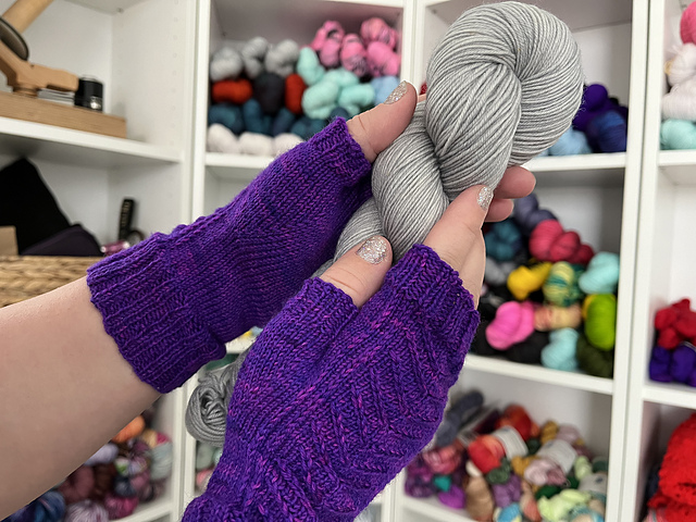 Marie Schrader Fingerless Mitts
